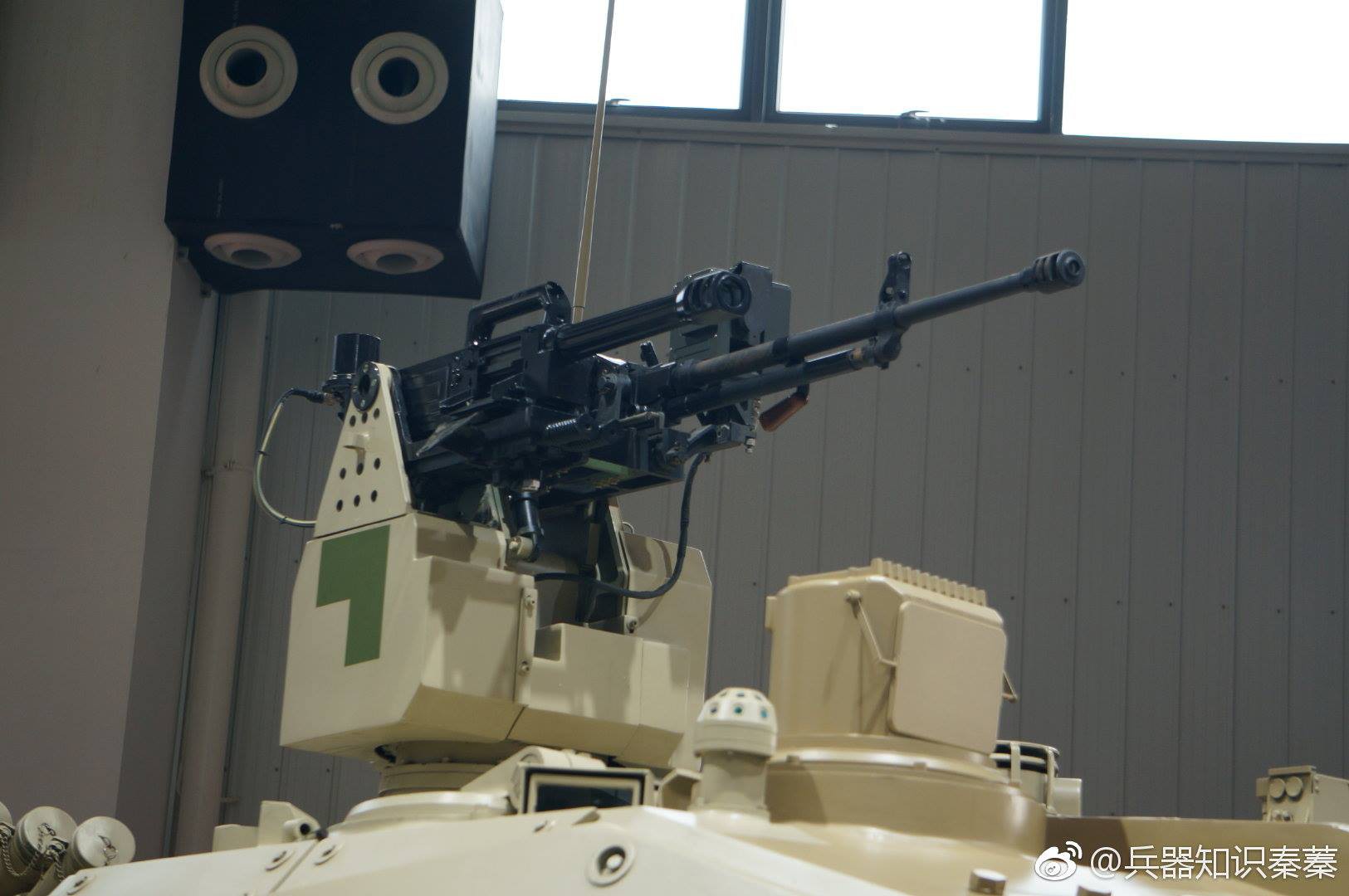 Vũ khí độc nhất vô nhị trên xe tăng hạng nhẹ tối tân nhất Trung Quốc - Ảnh 1. Vũ khí độc nhất vô nhị trên xe tăng hạng nhẹ tối tân nhất Trung Quốc - Ảnh 1.