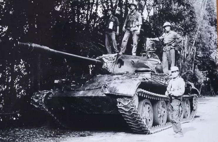 Chiến tranh biên giới 1979: Quân TQ thổi kèn tấn công bằng biển người nhưng vũ khí hiện đại nhất còn thua kém VN - Ảnh 4. Chiến tranh biên giới 1979: Quân TQ thổi kèn tấn công bằng biển người nhưng vũ khí hiện đại nhất còn thua kém VN - Ảnh 4.