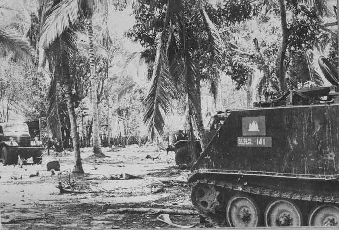 Tội ác man rợ của lính Pol Pot với quân tình nguyện Việt Nam: Trả thù cả người đã chết - Ảnh 4. Tội ác man rợ của lính Pol Pot với quân tình nguyện Việt Nam: Trả thù cả người đã chết - Ảnh 4.