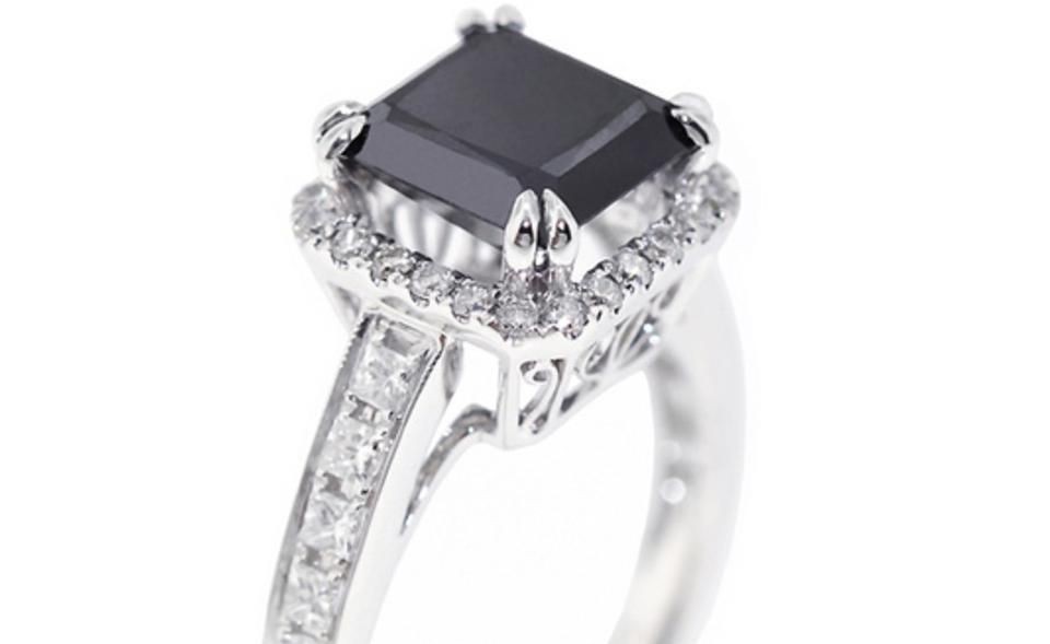 Những loại đá quý đắt nhất thế giới: Kim cương thông thường vẫn chưa thấm vào đâu - Ảnh 6. Những loại đá quý đắt nhất thế giới: Kim cương thông thường vẫn chưa thấm vào đâu - Ảnh 6.