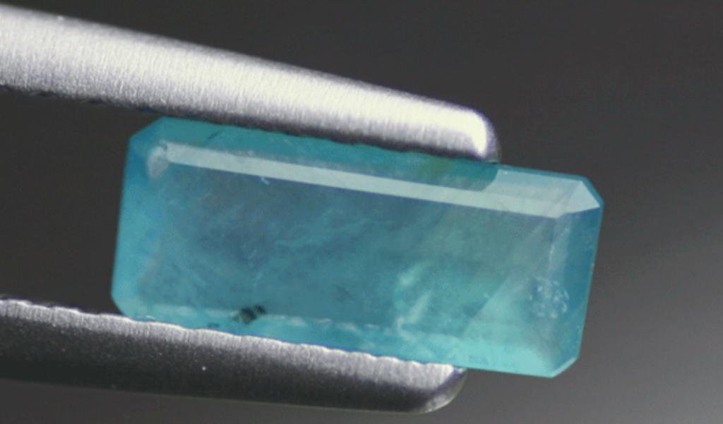 Những loại đá quý đắt nhất thế giới: Kim cương thông thường vẫn chưa thấm vào đâu - Ảnh 7. Những loại đá quý đắt nhất thế giới: Kim cương thông thường vẫn chưa thấm vào đâu - Ảnh 7.