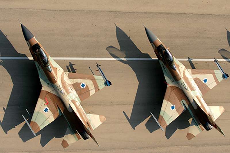 Mỹ chơi đồng minh Israel vố đau: F-16 đào thoát bất thành trước S-300 Syria - Ảnh 2. Mỹ chơi đồng minh Israel vố đau: F-16 đào thoát bất thành trước S-300 Syria - Ảnh 2.