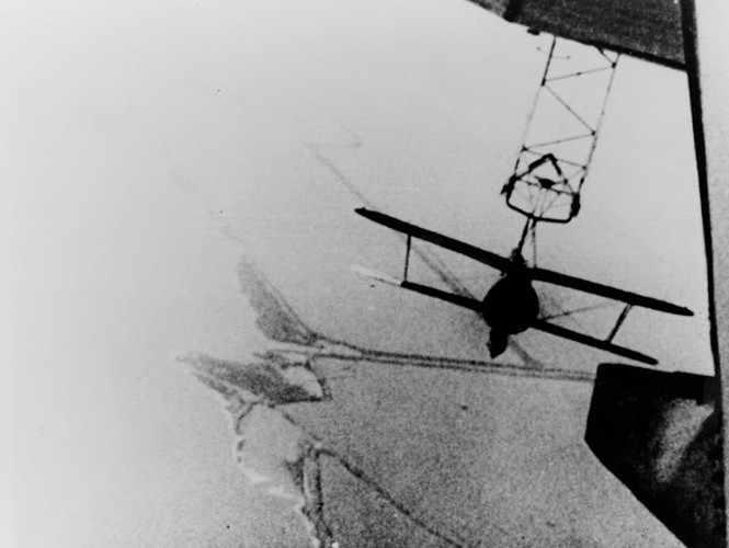 Ảnh hiếm tàu sân bay trên không cuối cùng của Hải quân Mỹ những năm 1930 - Ảnh 12. Ảnh hiếm tàu sân bay trên không cuối cùng của Hải quân Mỹ những năm 1930 - Ảnh 12.