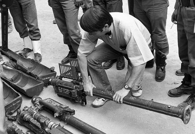 Chiến lợi phẩm Stinger và danh hiệu Anh hùng sau 30 năm của đặc nhiệm Liên Xô - Ảnh 3. Chiến lợi phẩm Stinger và danh hiệu Anh hùng sau 30 năm của đặc nhiệm Liên Xô - Ảnh 3.