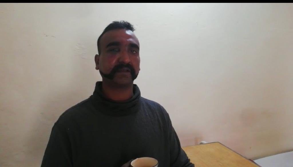 NÓNG: Sau không chiến, Pakistan và Ấn Độ đấu pháo ở Kashmir - Căng thẳng sắp đến đỉnh điểm? - Ảnh 2. NÓNG: Sau không chiến, Pakistan và Ấn Độ đấu pháo ở Kashmir - Căng thẳng sắp đến đỉnh điểm? - Ảnh 2.