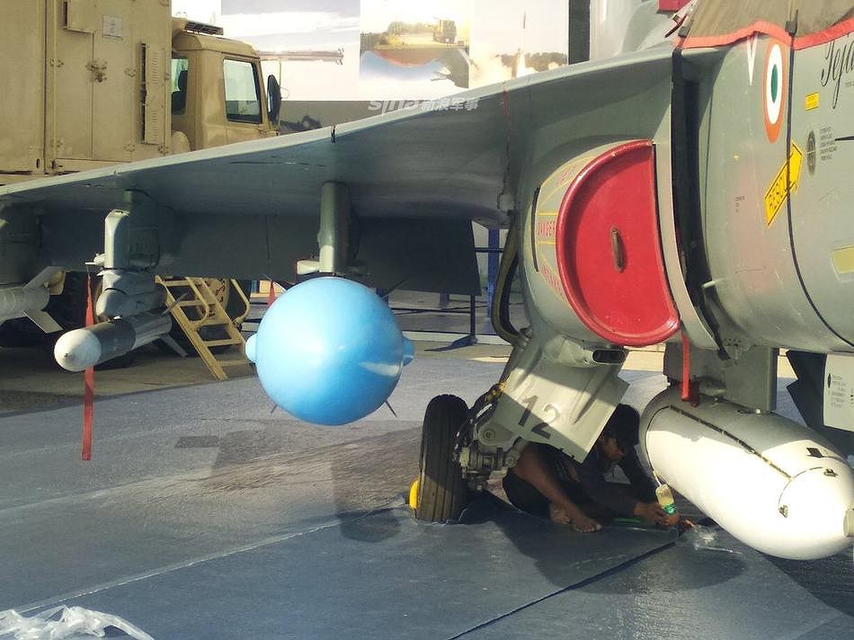 Ấn Độ gây choáng cho Trung Quốc khi tích hợp tên lửa BrahMos-NG lên tiêm kích LCA - Ảnh 10. Ấn Độ gây choáng cho Trung Quốc khi tích hợp tên lửa BrahMos-NG lên tiêm kích LCA - Ảnh 10.