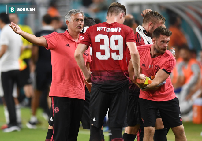 Solskjaer sẽ hạ Arsenal bằng người hùng vô danh từng là con tin trong tay Mourinho - Ảnh 2. Solskjaer sẽ hạ Arsenal bằng người hùng vô danh từng là con tin trong tay Mourinho - Ảnh 2.