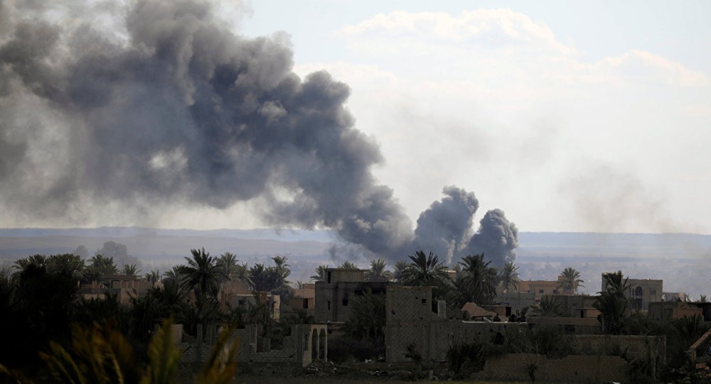 Liên quân do Mỹ dẫn đầu không kích đẫm máu Baguz, Syria - Thương vong lớn - Ảnh 1. Liên quân do Mỹ dẫn đầu không kích đẫm máu Baguz, Syria - Thương vong lớn - Ảnh 1.