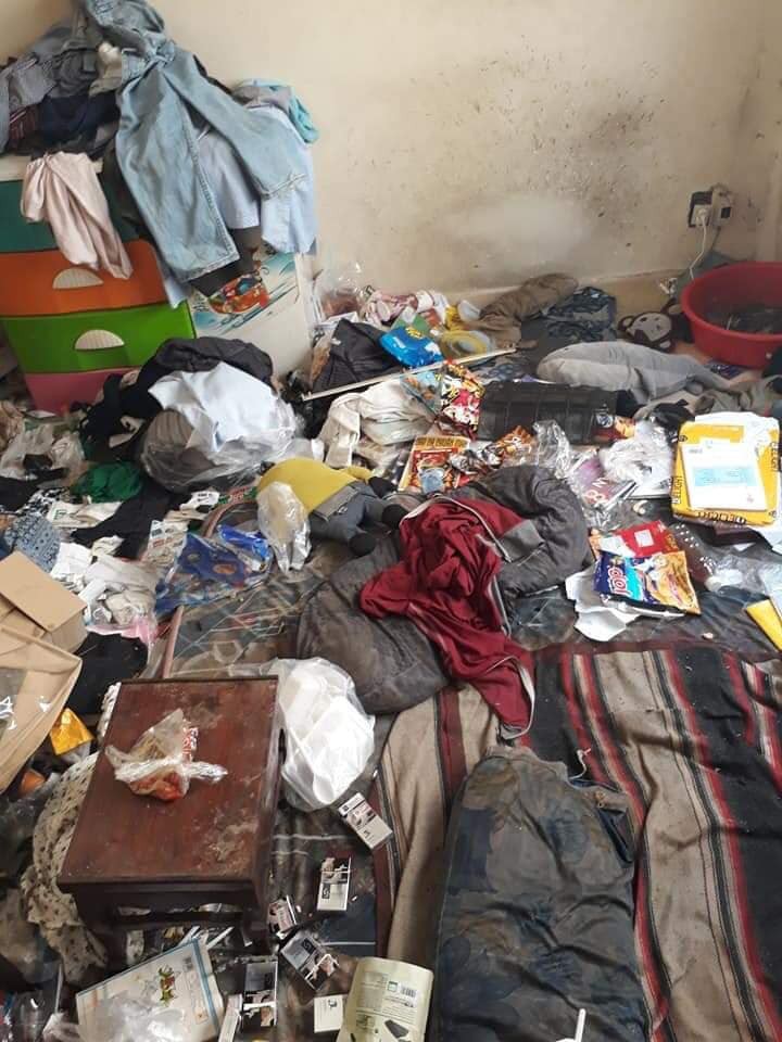 Đi sửa điều hòa, anh thợ giật mình khi mở cửa bước vào phòng trọ - Ảnh 1. Đi sửa điều hòa, anh thợ giật mình khi mở cửa bước vào phòng trọ - Ảnh 1.