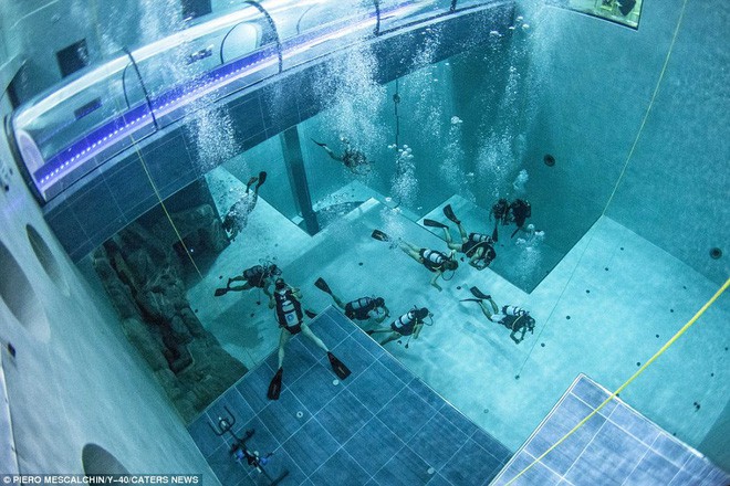 hồ bơi sâu nhất thế giới, Hồ bơi DeepSpot