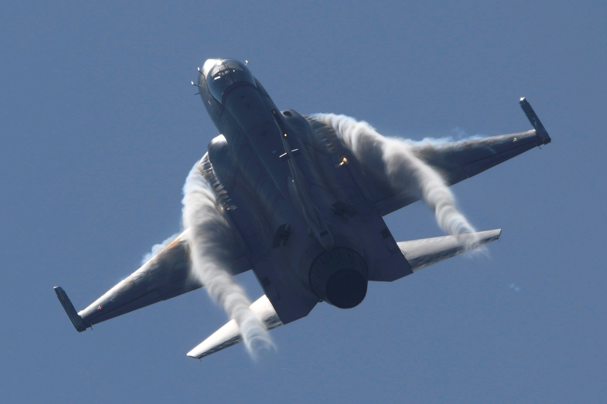 Bị Mỹ khóa tay chân F-16, Pakistan còn lại gì để quyết đấu với Ấn Độ trên trời? - Ảnh 5. Bị Mỹ khóa tay chân F-16, Pakistan còn lại gì để quyết đấu với Ấn Độ trên trời? - Ảnh 5.