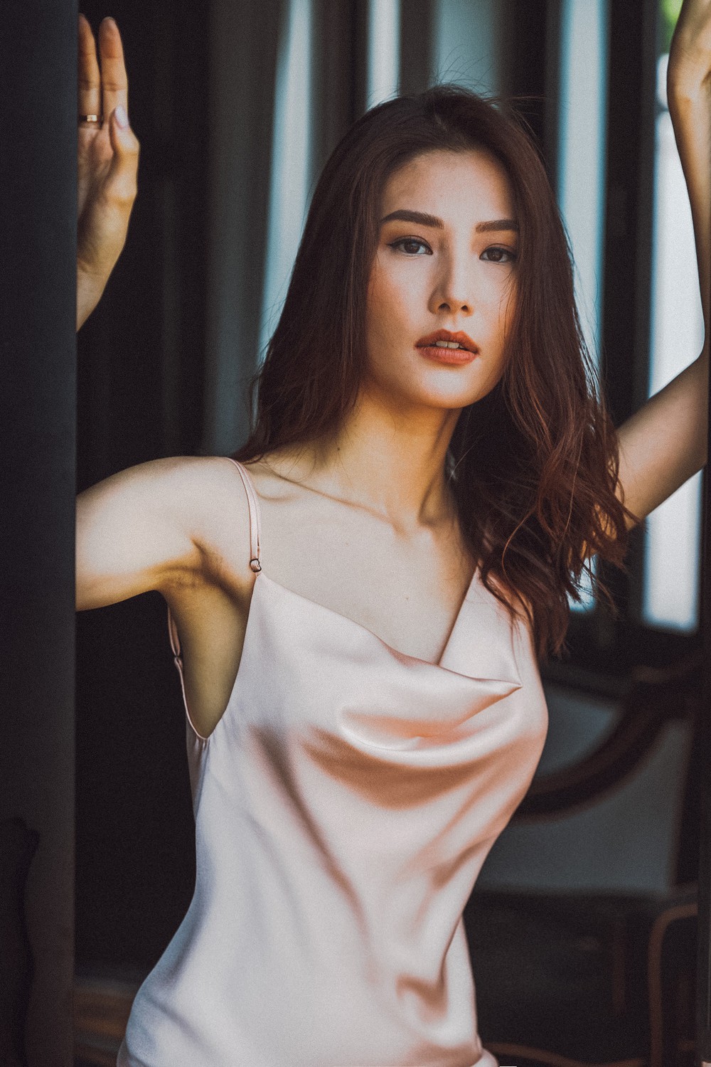 Diễm My 9x: Bị bạn thân showbiz phản bội, cảnh giác với đồng nghiệp nữ vì quá thâm độc - Ảnh 4. Diễm My 9x: Bị bạn thân showbiz phản bội, cảnh giác với đồng nghiệp nữ vì quá thâm độc - Ảnh 4.