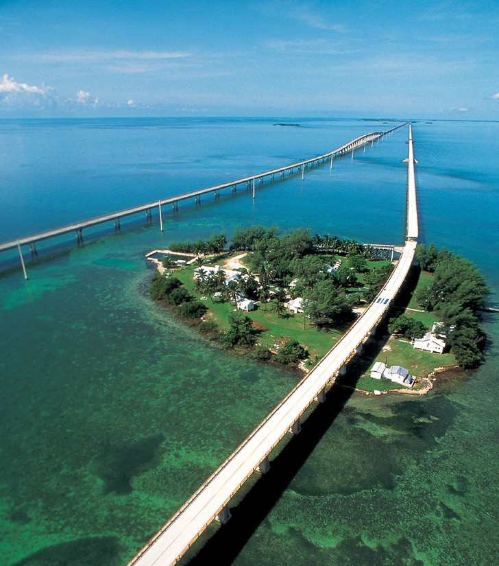 Chùm ảnh: 10 cung đường đẹp nức tiếng thế giới mà dân phượt đã đi là không muốn trở về - Ảnh 6. Chùm ảnh: 10 cung đường đẹp nức tiếng thế giới mà dân phượt đã đi là không muốn trở về - Ảnh 6.