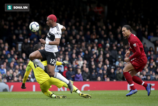 Tái hiện cú trượt chân của Gerrard, Virgil van Dijk suýt dìm Liverpool vào biển nước mắt - Ảnh 2. Tái hiện cú trượt chân của Gerrard, Virgil van Dijk suýt dìm Liverpool vào biển nước mắt - Ảnh 2.
