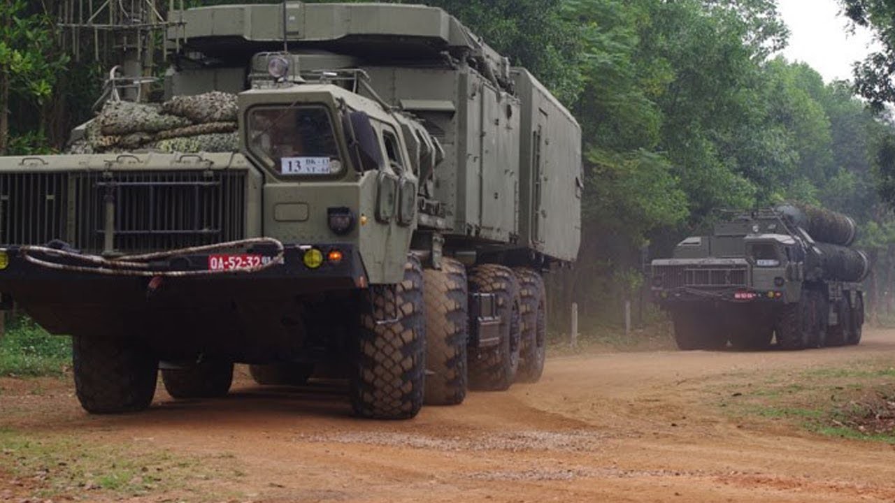 Tên lửa S-300PMU1 Việt Nam để bắn mục tiêu tỷ USD vì sao chỉ mang 3 hoặc thậm chí 2 đạn? - Ảnh 4. Tên lửa S-300PMU1 Việt Nam để bắn mục tiêu tỷ USD vì sao chỉ mang 3 hoặc thậm chí 2 đạn? - Ảnh 4.