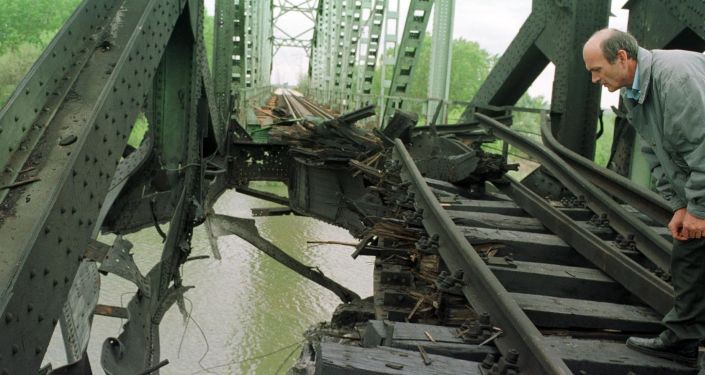 F-117 gãy cánh ở Serbia: Chiến dịch tìm kiếm lớn nhất của Mỹ sau chiến tranh Việt Nam - Ảnh 10. F-117 gãy cánh ở Serbia: Chiến dịch tìm kiếm lớn nhất của Mỹ sau chiến tranh Việt Nam - Ảnh 10.