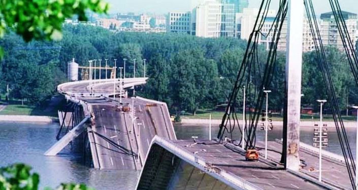 F-117 gãy cánh ở Serbia: Chiến dịch tìm kiếm lớn nhất của Mỹ sau chiến tranh Việt Nam - Ảnh 11. F-117 gãy cánh ở Serbia: Chiến dịch tìm kiếm lớn nhất của Mỹ sau chiến tranh Việt Nam - Ảnh 11.