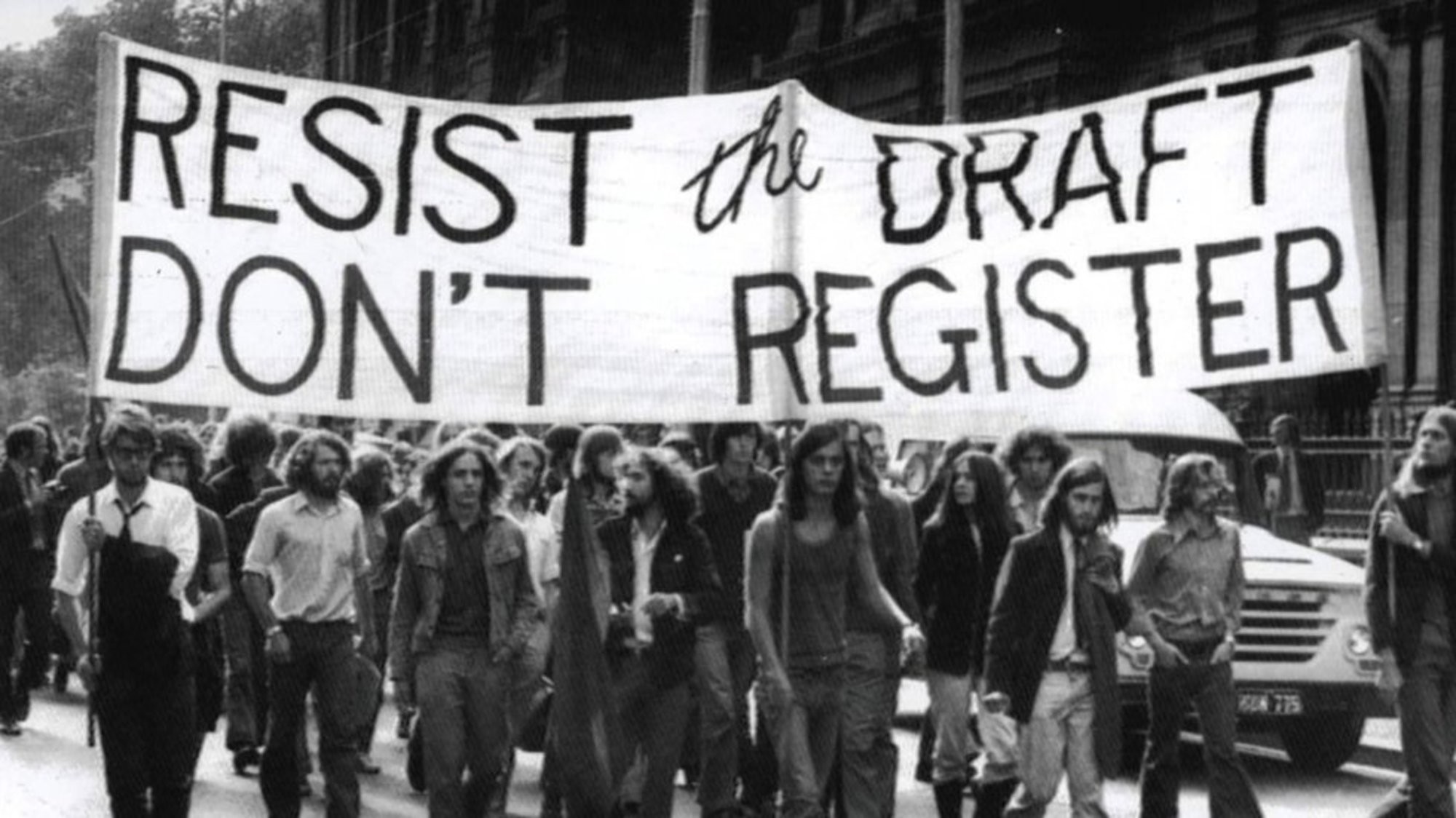 Lính Mỹ từng bị gọi tham chiến ở Việt Nam theo kiểu bốc xổ số, Donald Trump cũng có tên - Ảnh 1. Lính Mỹ từng bị gọi tham chiến ở Việt Nam theo kiểu bốc xổ số, Donald Trump cũng có tên - Ảnh 1.