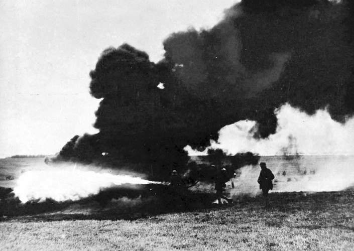 Ảnh hiếm về các loại vũ khí và công nghệ sử dụng trong Thế chiến I - Ảnh 20. Ảnh hiếm về các loại vũ khí và công nghệ sử dụng trong Thế chiến I - Ảnh 20.