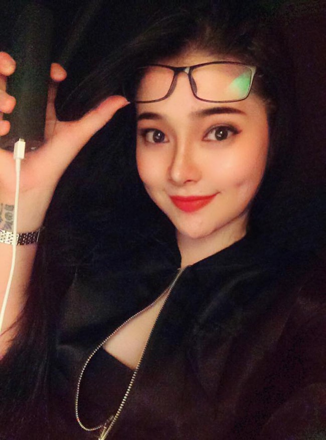 Chân dung con gái Long Nhật Xinh đẹp nóng bỏng như hot girl