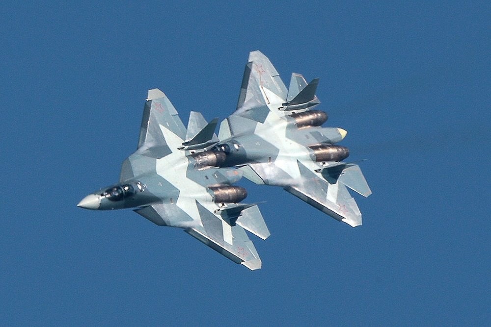 Nga chuẩn bị để tiêm kích tàng hình Su-57 đi làm dâu trăm họ: Khách hàng đầu tiên là ai? - Ảnh 1. Nga chuẩn bị để tiêm kích tàng hình Su-57 đi làm dâu trăm họ: Khách hàng đầu tiên là ai? - Ảnh 1.
