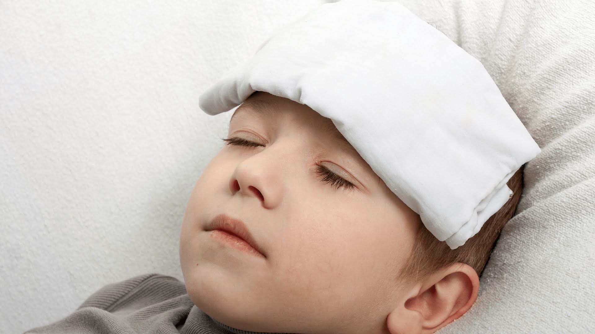 6 cách hạ sốt hiệu quả, an toàn và nhanh chóng khi trẻ bị sốt: Cha mẹ nên biết - Ảnh 3. 6 cách hạ sốt hiệu quả, an toàn và nhanh chóng khi trẻ bị sốt: Cha mẹ nên biết - Ảnh 3.