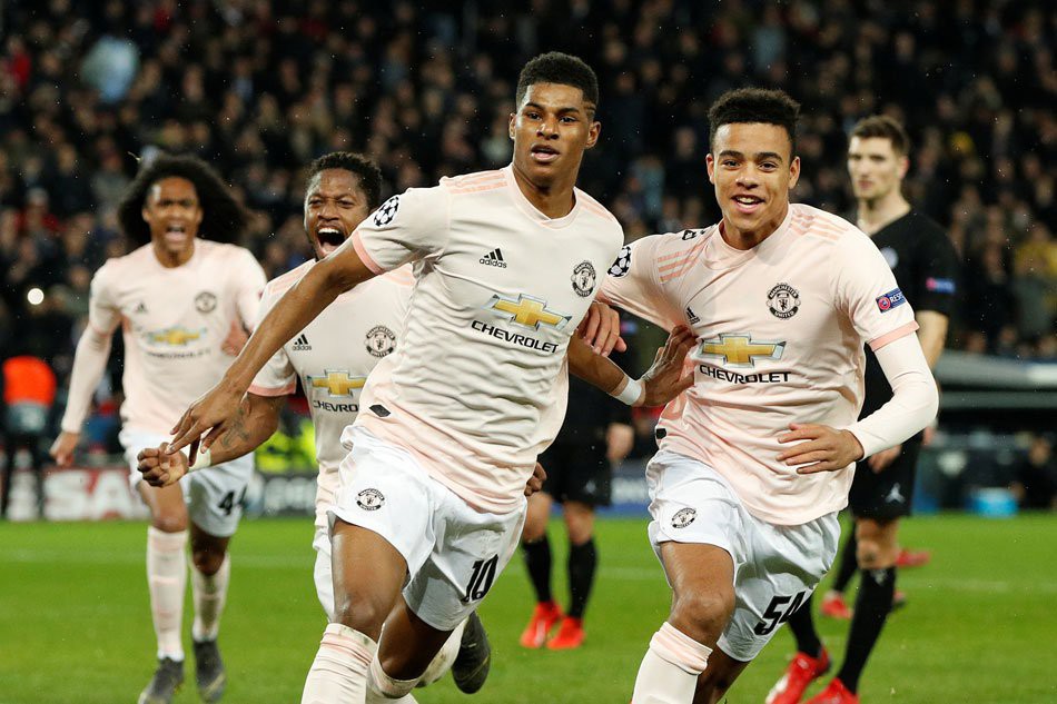 SỐC: Fan Man United bị đâm nguy kịch ngay tại Paris vì reo hò chiến thắng ở Champions League trước mặt một viên tài xế - Ảnh 2. SỐC: Fan Man United bị đâm nguy kịch ngay tại Paris vì reo hò chiến thắng ở Champions League trước mặt một viên tài xế - Ảnh 2.