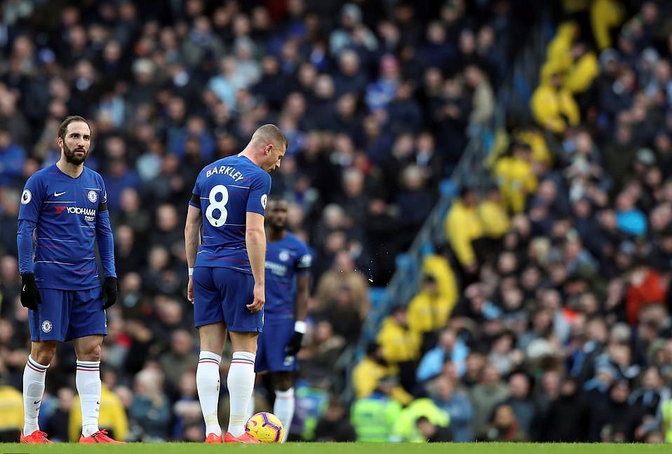 Bị CĐV chửi bới cả trận, HLV Chelsea nói điều không ai ngờ tới - Ảnh 1. Bị CĐV chửi bới cả trận, HLV Chelsea nói điều không ai ngờ tới - Ảnh 1.