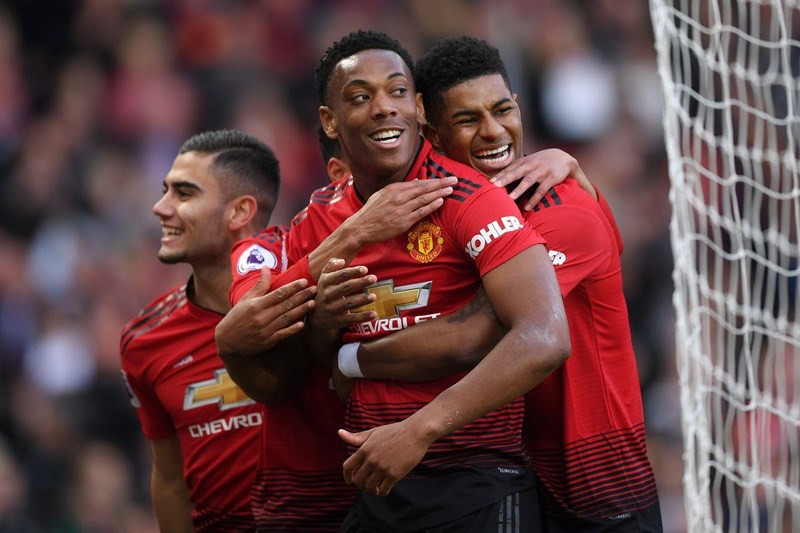 Solskjaer đáp trả chỉ trích của cựu HLV MU - Ảnh 1. Solskjaer đáp trả chỉ trích của cựu HLV MU - Ảnh 1.