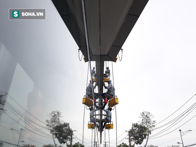 Người nhện ngán nắng nóng gay gắt ở Sài Gòn hơn là sợ lằn ranh sinh tử - Ảnh 3. Người nhện ngán nắng nóng gay gắt ở Sài Gòn hơn là sợ lằn ranh sinh tử - Ảnh 3.