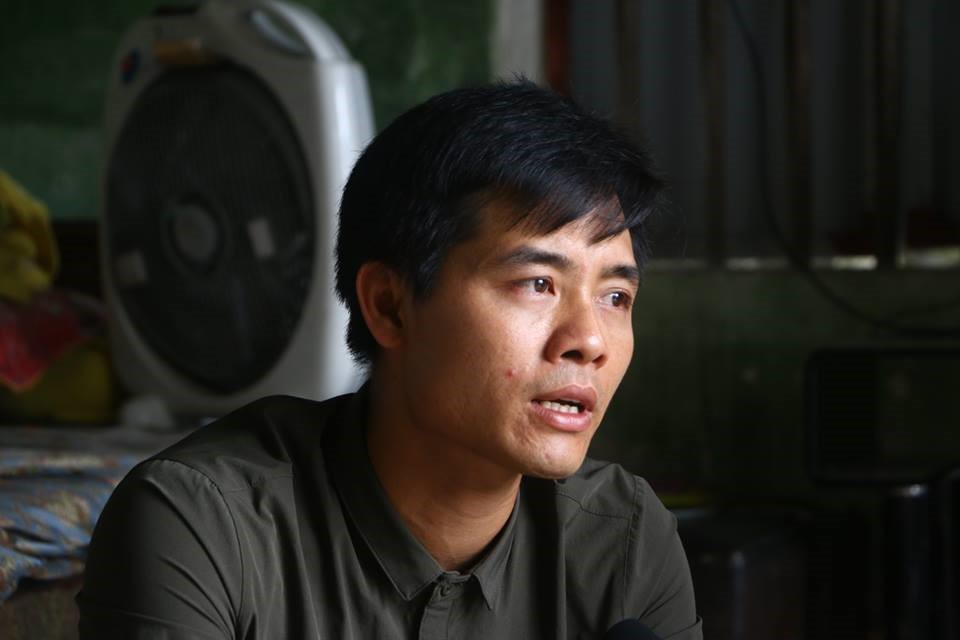 Nữ sinh bị đánh hội đồng ở Hưng Yên đi học trở lại, vẫn còn hoảng loạn - Ảnh 1. Nữ sinh bị đánh hội đồng ở Hưng Yên đi học trở lại, vẫn còn hoảng loạn - Ảnh 1.