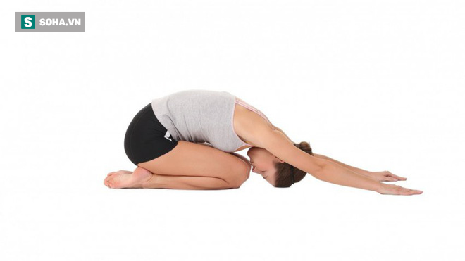 8 bài tập chữa đau lưng hiệu quả nhanh: Ai tập đều đặn sẽ không còn lo bệnh tật làm phiền - Ảnh 3. 8 bài tập chữa đau lưng hiệu quả nhanh: Ai tập đều đặn sẽ không còn lo bệnh tật làm phiền - Ảnh 3.