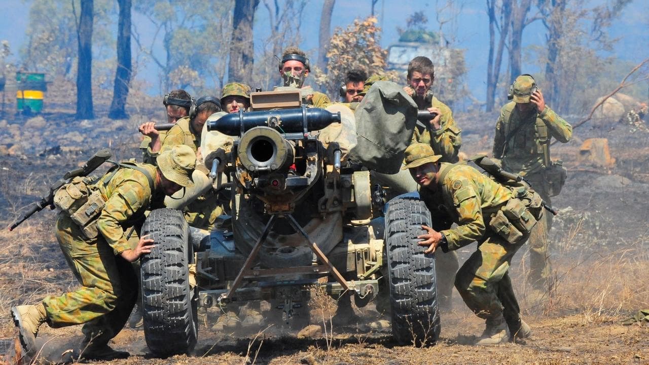 TOP 10 quốc gia nhập khẩu vũ khí lớn nhất TG: Việt Nam đứng ở đâu? - Ảnh 2. TOP 10 quốc gia nhập khẩu vũ khí lớn nhất TG: Việt Nam đứng ở đâu? - Ảnh 2.