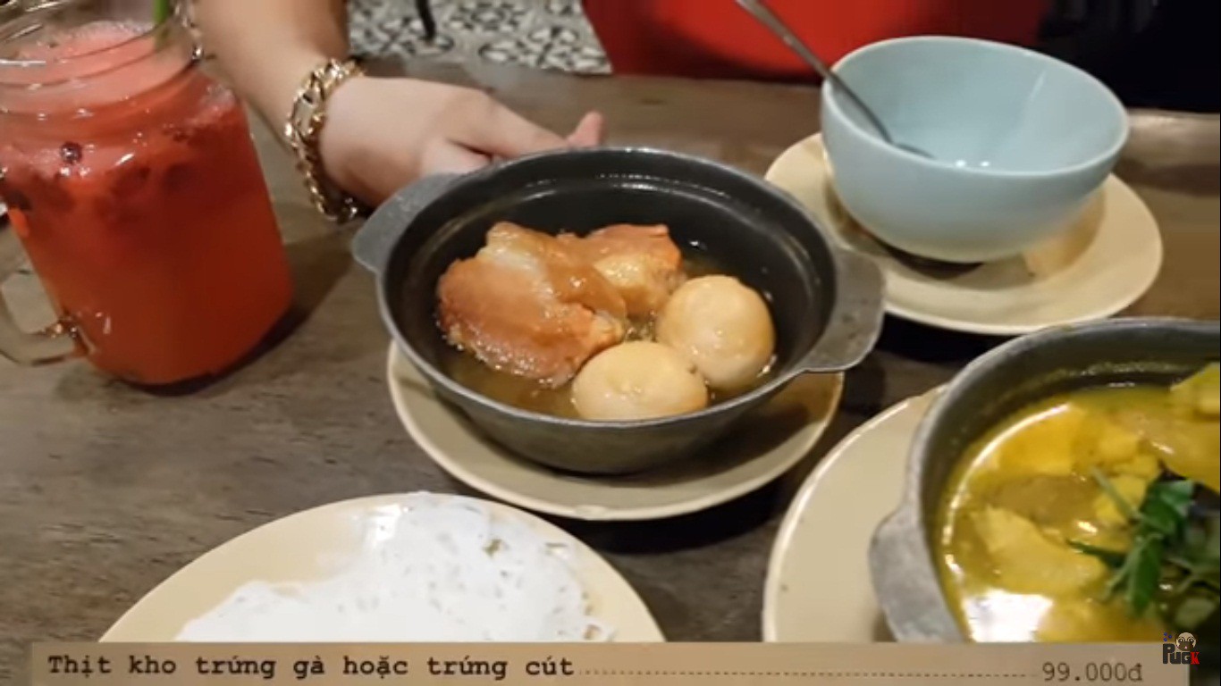 Khoa Pug review nhà hàng của Mai Phương Thúy gây tranh luận - Ảnh 4. Khoa Pug review nhà hàng của Mai Phương Thúy gây tranh luận - Ảnh 4.
