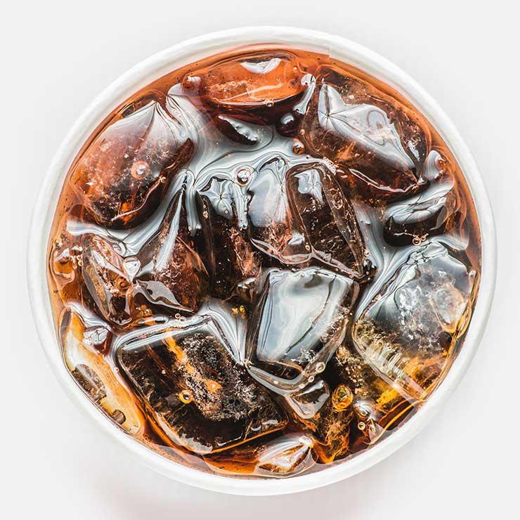 Những loại đồ uống nên dùng và không nên dùng trong ngày nắng nóng - Ảnh 1. Những loại đồ uống nên dùng và không nên dùng trong ngày nắng nóng - Ảnh 1.