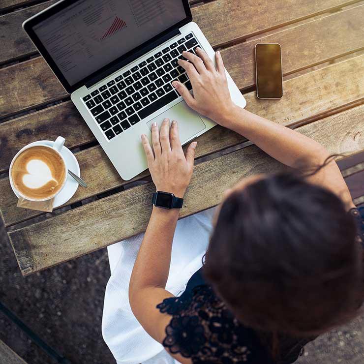 Những loại đồ uống nên dùng và không nên dùng trong ngày nắng nóng - Ảnh 3. Những loại đồ uống nên dùng và không nên dùng trong ngày nắng nóng - Ảnh 3.