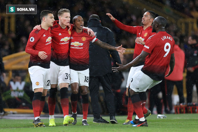 Trách ai được, khi Man United lại thêm lần tự ném đi cơ hội hồi sinh - Ảnh 1. Trách ai được, khi Man United lại thêm lần tự ném đi cơ hội hồi sinh - Ảnh 1.
