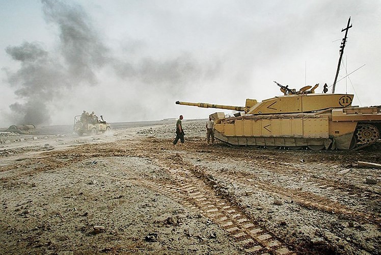 [ẢNH] Lô cốt di động Challenger 2 sống sót sau khi trúng... 70 phát đạn chống tăng - Ảnh 11.