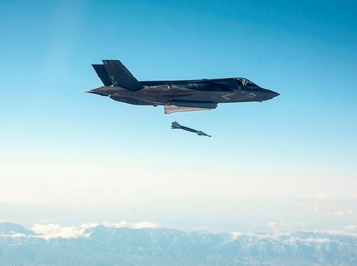 Hé lộ khí tài siêu hiện đại khiến tiêm kích tàng hình F-35 vượt xa Su-57 - Ảnh 14. Hé lộ khí tài siêu hiện đại khiến tiêm kích tàng hình F-35 vượt xa Su-57 - Ảnh 14.