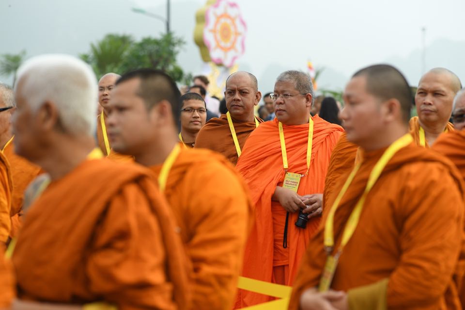 Thủ tướng Nguyễn Xuân Phúc dự khai mạc Vesak tại chùa Tam Chúc, Hà Nam - Ảnh 12.