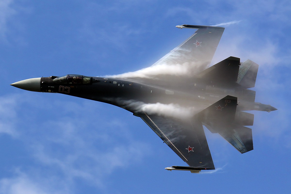 Kẻ nào đẩy Su-35S chạm trán với J-31? Hé lộ những tình tiết của bản hợp đồng mù mịt - Ảnh 1. Kẻ nào đẩy Su-35S chạm trán với J-31? Hé lộ những tình tiết của bản hợp đồng mù mịt - Ảnh 1.