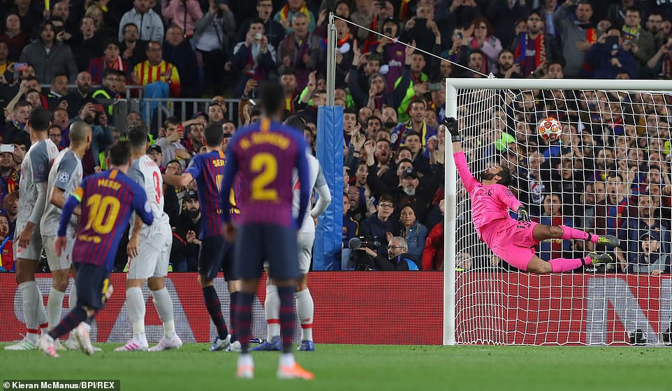 Công sức của Messi có thể đổ sông đổ biển vì điểm đen của Barcelona - Ảnh 6. Công sức của Messi có thể đổ sông đổ biển vì điểm đen của Barcelona - Ảnh 6.