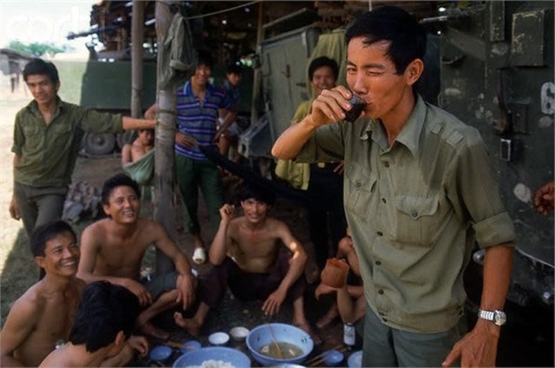 Lính tình nguyện Việt Nam vượt trận khát khủng khiếp nhất tại hang ổ Pailin đầy kim cương của Polpot - Ảnh 3. Lính tình nguyện Việt Nam vượt trận khát khủng khiếp nhất tại hang ổ Pailin đầy kim cương của Polpot - Ảnh 3.