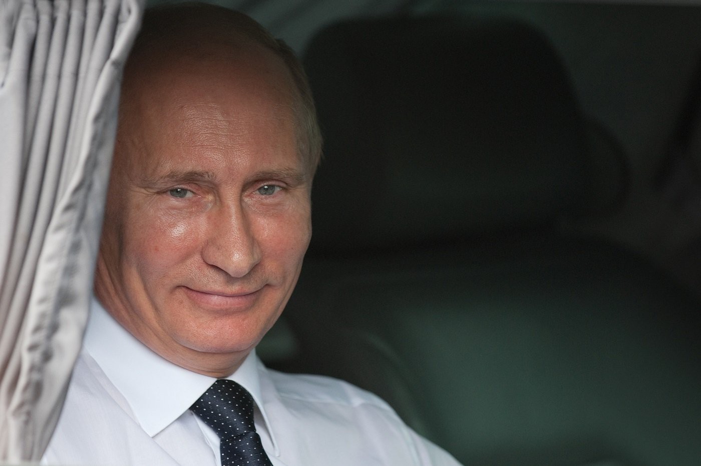Tổng thống Putin ngư ông đắc lợi thế nào khi Mỹ - Iran tiến sát bờ vực chiến tranh? - Ảnh 1. Tổng thống Putin ngư ông đắc lợi thế nào khi Mỹ - Iran tiến sát bờ vực chiến tranh? - Ảnh 1.