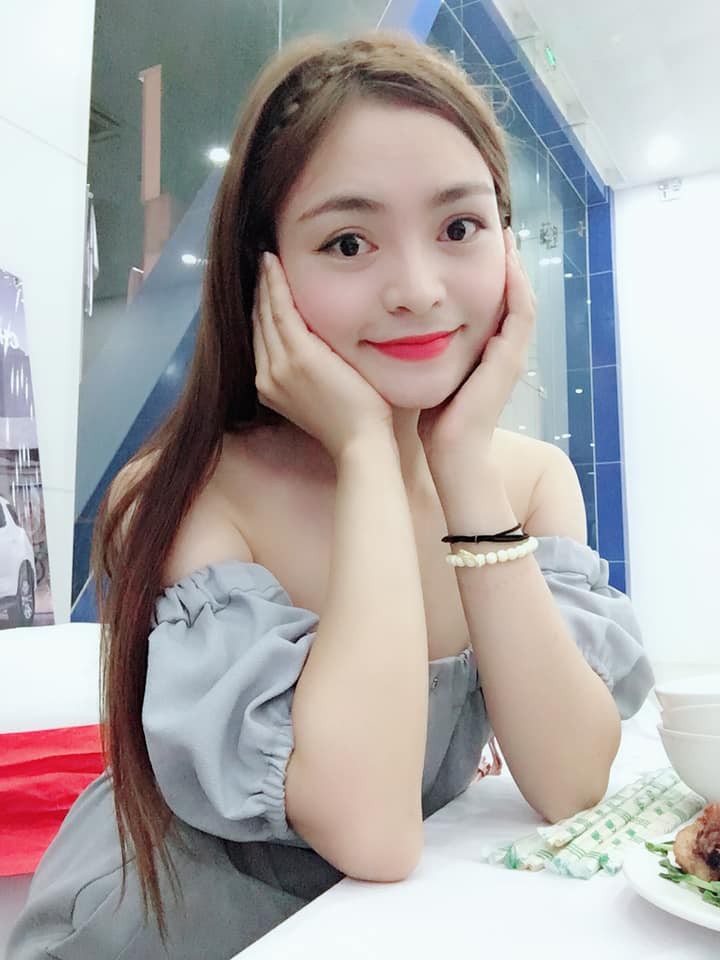 Cô gái gây bão MXH vì câu chuyện 3 bát phở: “Chỉ sợ mình không thích lấy ai chứ giờ mình cưới luôn cũng được mấy người” - Ảnh 2. Cô gái gây bão MXH vì câu chuyện 3 bát phở: “Chỉ sợ mình không thích lấy ai chứ giờ mình cưới luôn cũng được mấy người” - Ảnh 2.