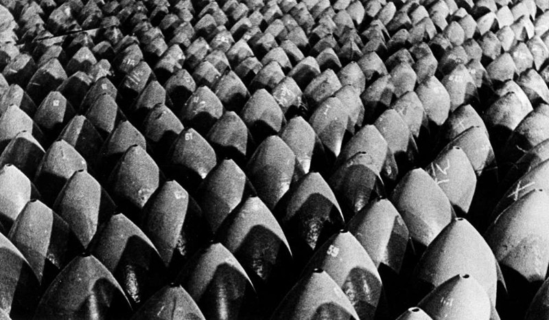 Những khoảnh khắc ám ảnh trong Thế chiến 2 - Ảnh 6. Những khoảnh khắc ám ảnh trong Thế chiến 2 - Ảnh 6.