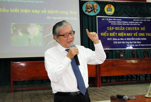 Chủ tịch Hội ung thư Việt Nam nói gì về tương lai tươi sáng chiến thắng bệnh ung thư? - Ảnh 2.