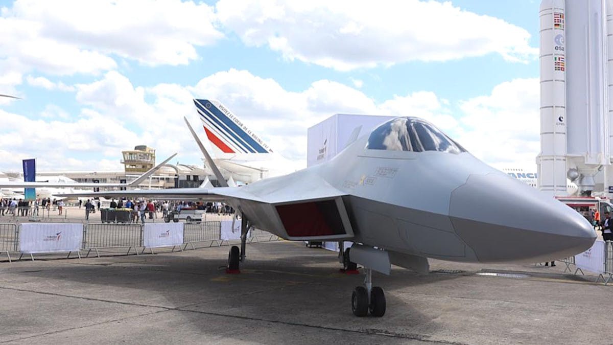 Máy bay tàng hình TF-X của Thổ: Đòn gió bằng gỗ dán và băng dính có khiến Mỹ nghĩ lại? - Ảnh 1. Máy bay tàng hình TF-X của Thổ: Đòn gió bằng gỗ dán và băng dính có khiến Mỹ nghĩ lại? - Ảnh 1.