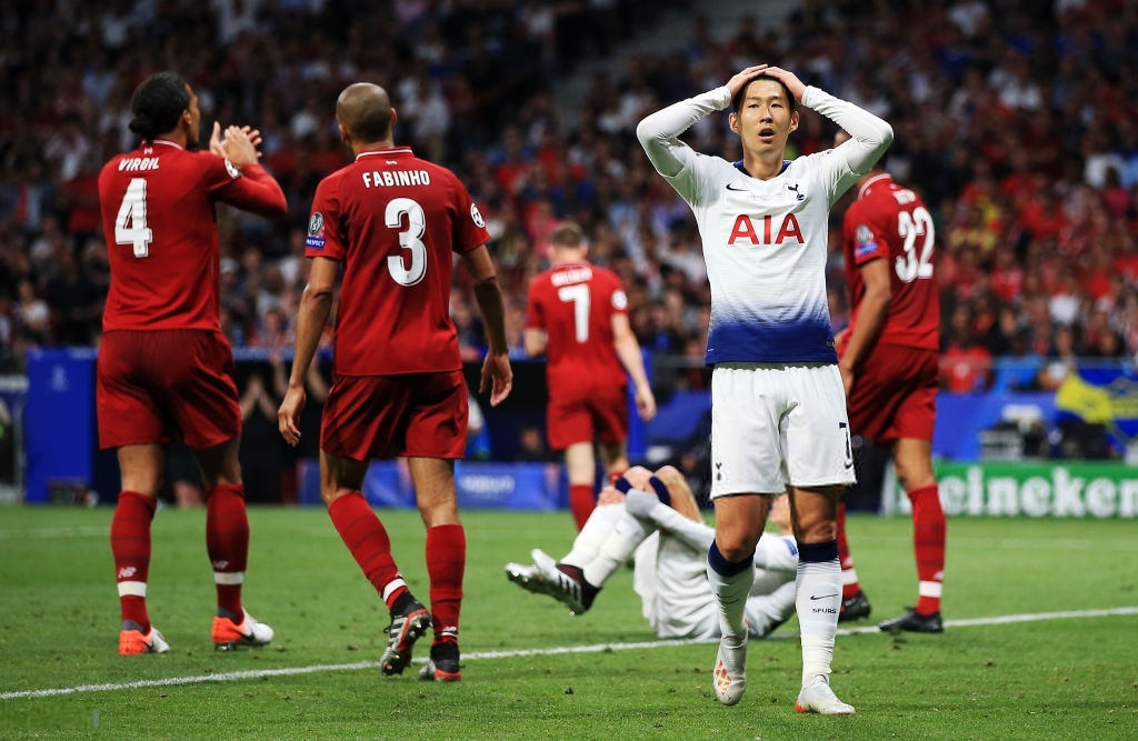 Son Heung-min cùng đồng đội bật khóc nức nở, thất thểu lê bước sau thất bại tại trận đấu quan trọng nhất sự nghiệp - Ảnh 1. Son Heung-min cùng đồng đội bật khóc nức nở, thất thểu lê bước sau thất bại tại trận đấu quan trọng nhất sự nghiệp - Ảnh 1.