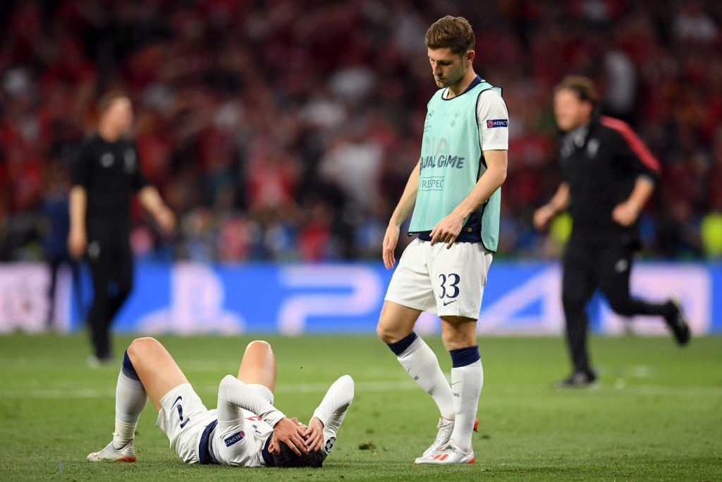 Son Heung-min cùng đồng đội bật khóc nức nở, thất thểu lê bước sau thất bại tại trận đấu quan trọng nhất sự nghiệp - Ảnh 4. Son Heung-min cùng đồng đội bật khóc nức nở, thất thểu lê bước sau thất bại tại trận đấu quan trọng nhất sự nghiệp - Ảnh 4.